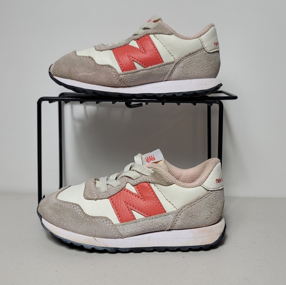 NEW BALANCE 237 Kids Sneakers Oyster Pink/Red Sz 9
